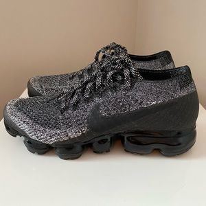 Nike Women's Air VaporMax Flyknit